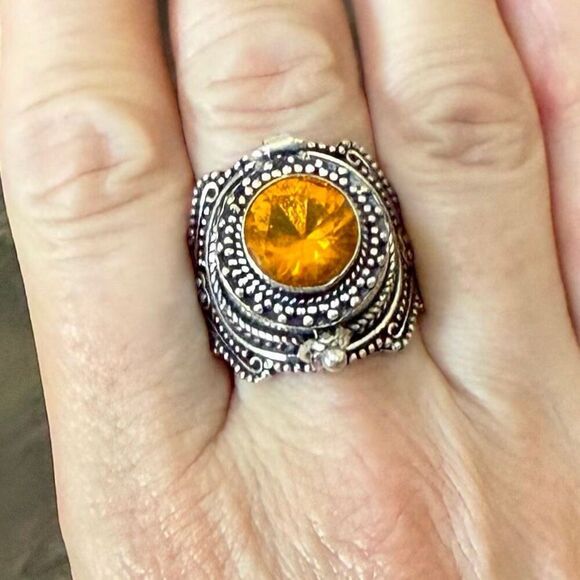 Faceted Citrine Gemstone Poison Locket Box Ring Sterling Silver Sz 9 - Picture 9 of 10